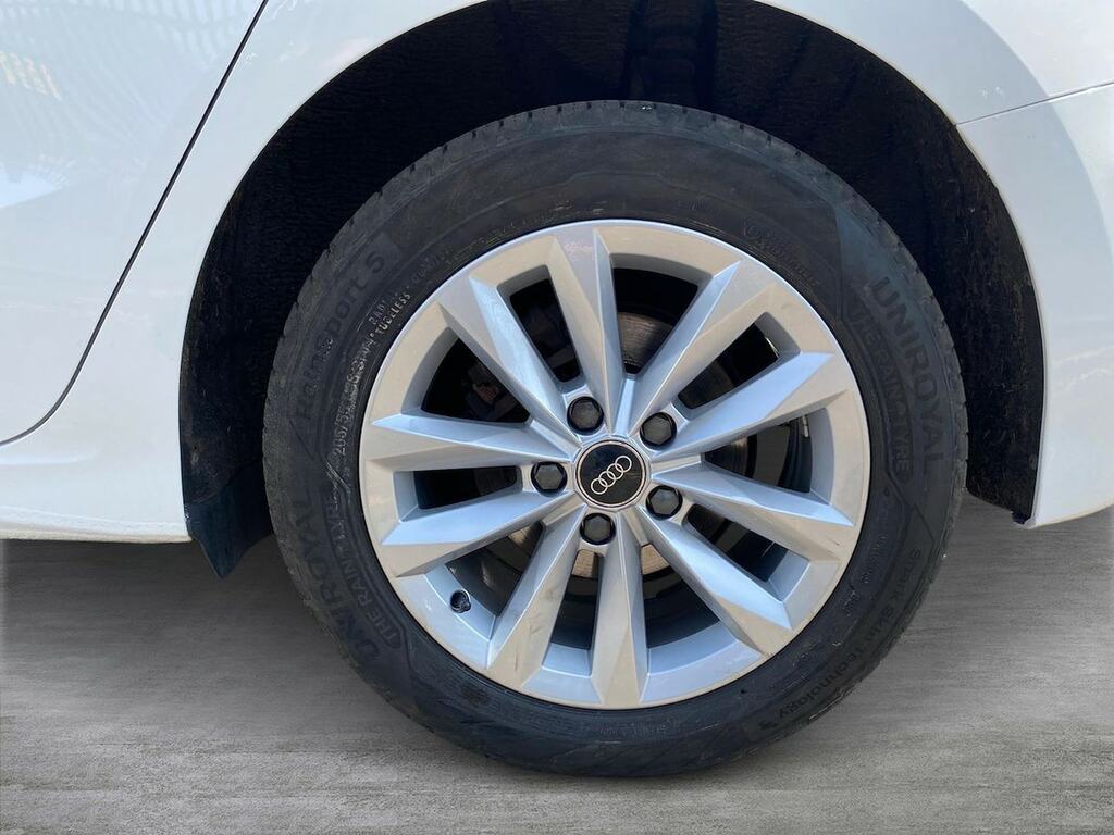 Audi A3 1.0 Tfsi 30 Technik Sportback Eu KE72BMZ White #6