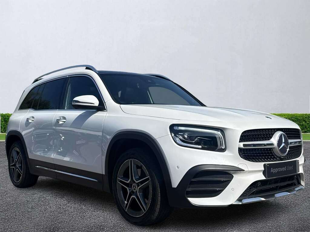 Mercedes-Benz GLB Class Glb 200 Amg Line Premium Plus 7G-tronic White