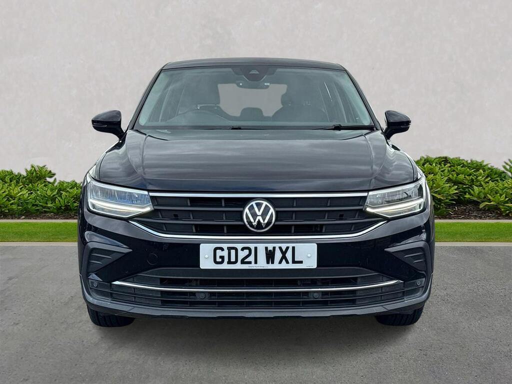 Volkswagen Tiguan 1.5 Tsi Suv Euro 6 Ss 130 Ps GD21WXL Black #5