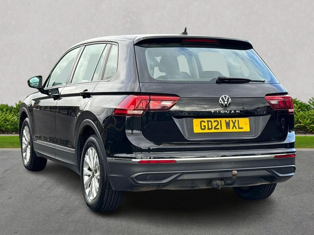 Volkswagen Tiguan 1.5 Tsi Suv Euro 6 Ss 130 Ps GD21WXL Black #2
