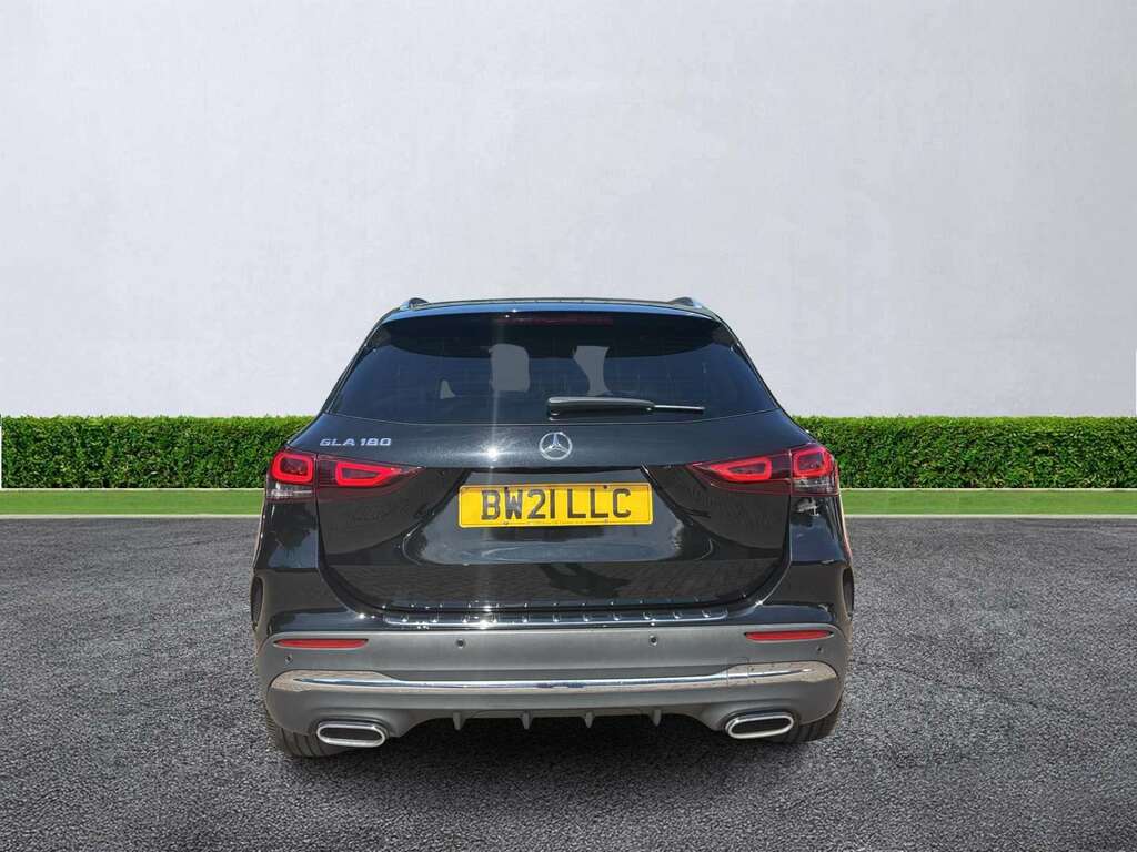 Mercedes-Benz GLA Class Gla 180 Amg Line Premium Plus BW21LLC Black #4