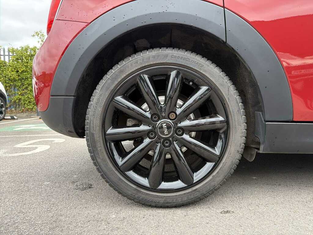 Mini Hatch 1.5 Cooper YC67ZWU Red #6
