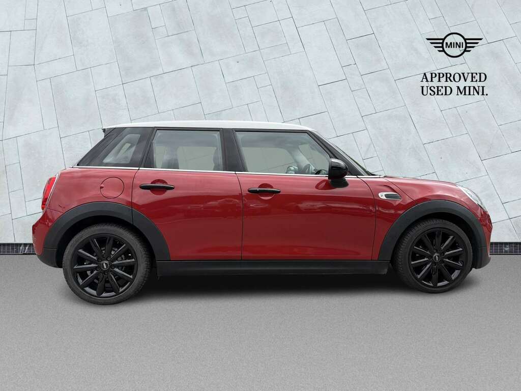 Mini Hatch 1.5 Cooper YC67ZWU Red #3