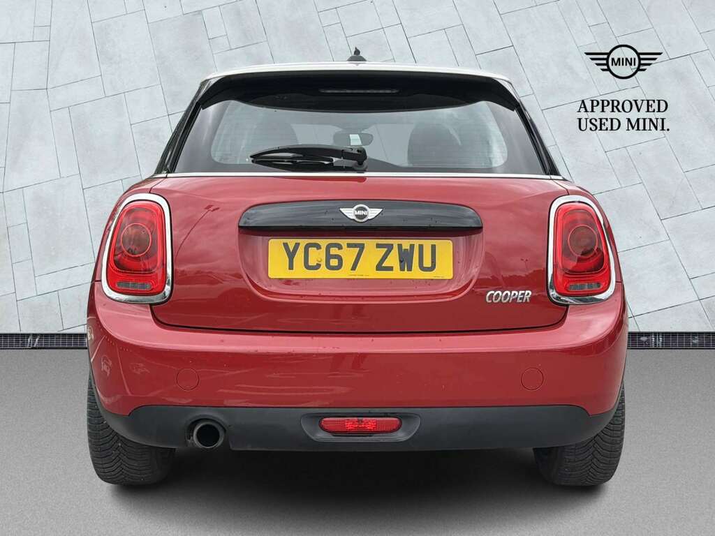 Mini Hatch 1.5 Cooper YC67ZWU Red #4