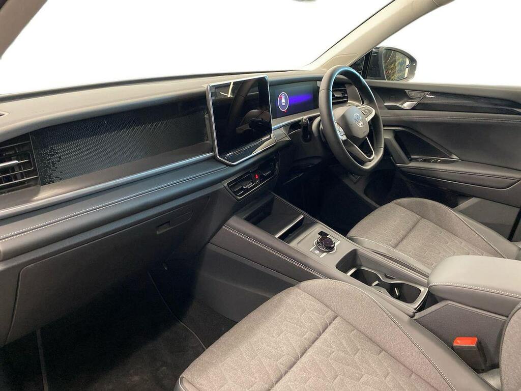 Volkswagen Tayron 1.5 Etsi Mhev Match Suv Hybrid Dsg Euro Black #6