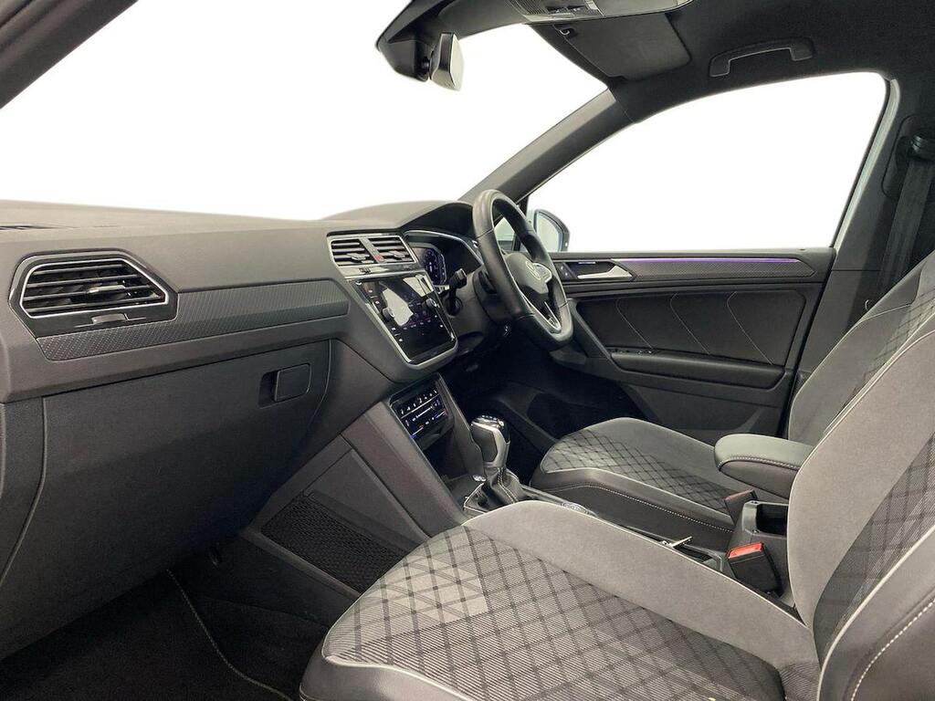 Volkswagen Tiguan 2.0 Tsi R-line Suv Dsg 4Motion Euro 6 White #6