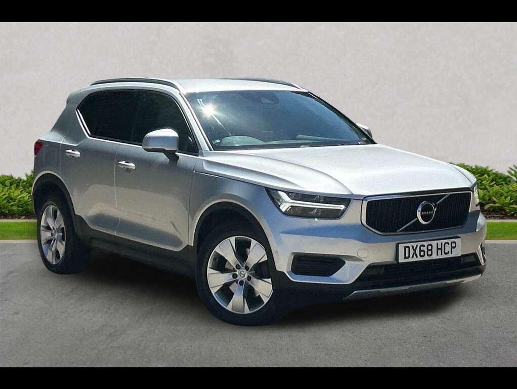 Volvo XC40 2.0 T4 Momentum Awd Geartronic Silver