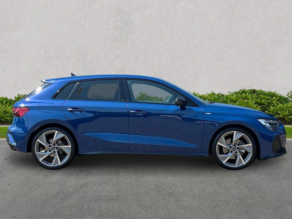 Audi A3 1.5 Tfsi 150 Black Ed S Tronic Tech Pack SG26WEO Blue #3