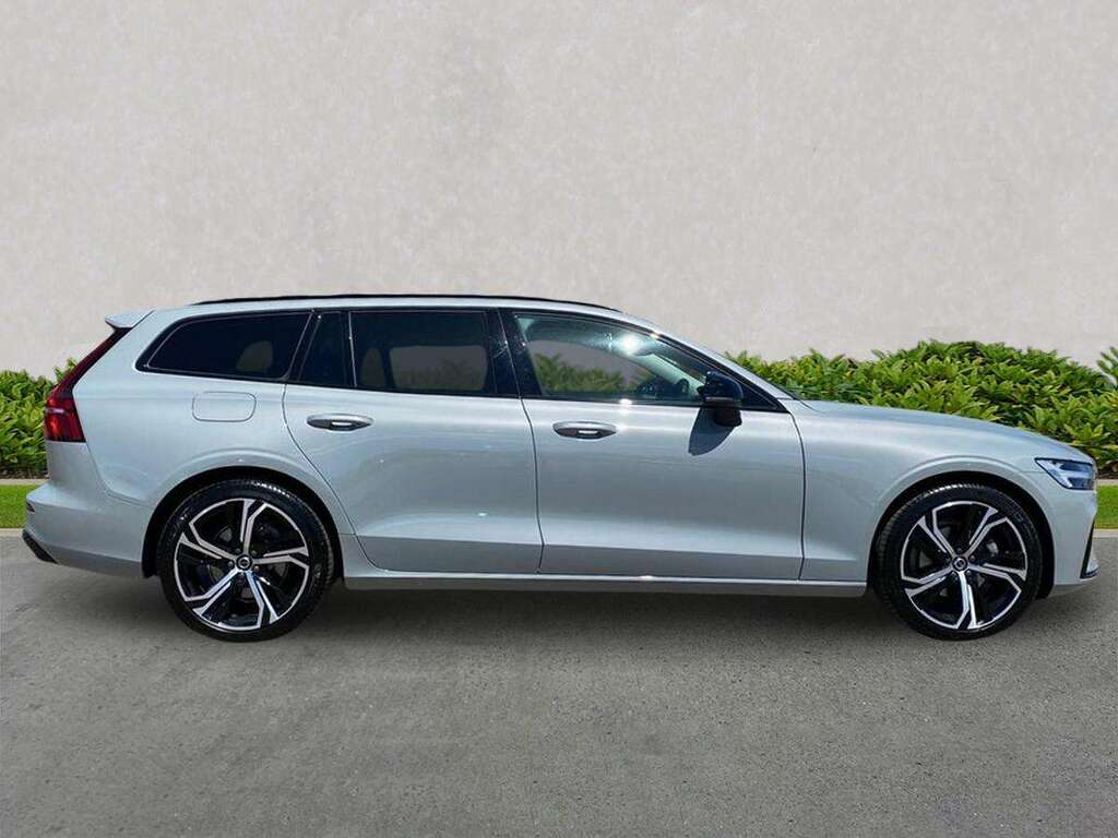 Volvo V60 2.0 B4p Plus Dark 7 Speed AV75VWK Grey #3
