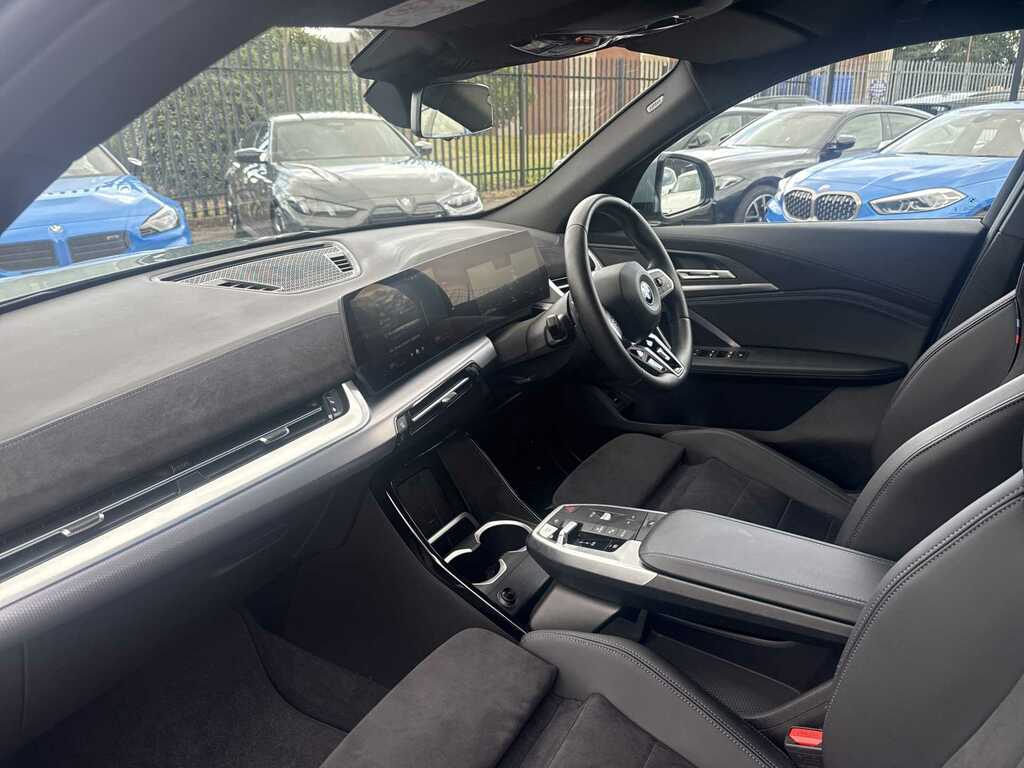 BMW iX2 230Kw Xdrive30 M Sport 65Kwh Green #6