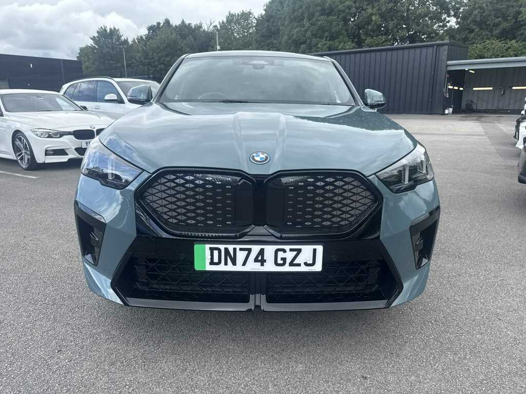 BMW iX2 230Kw Xdrive30 M Sport 65Kwh Green #4