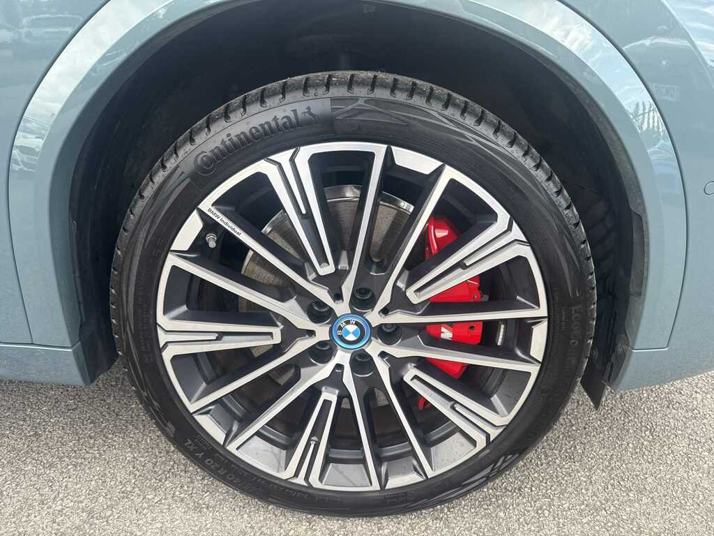 BMW iX2 230Kw Xdrive30 M Sport 65Kwh Green #5