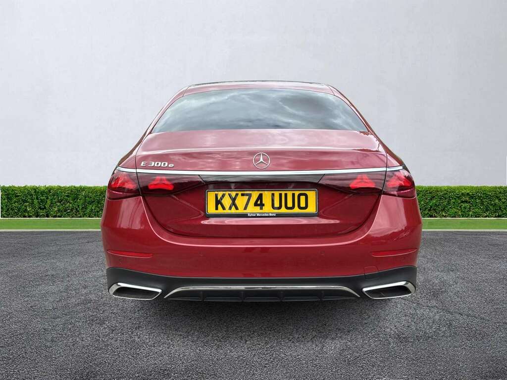 Mercedes-Benz E Class E300e Amg Line Premium Plus 9G-tronic KX74UUO Red #4