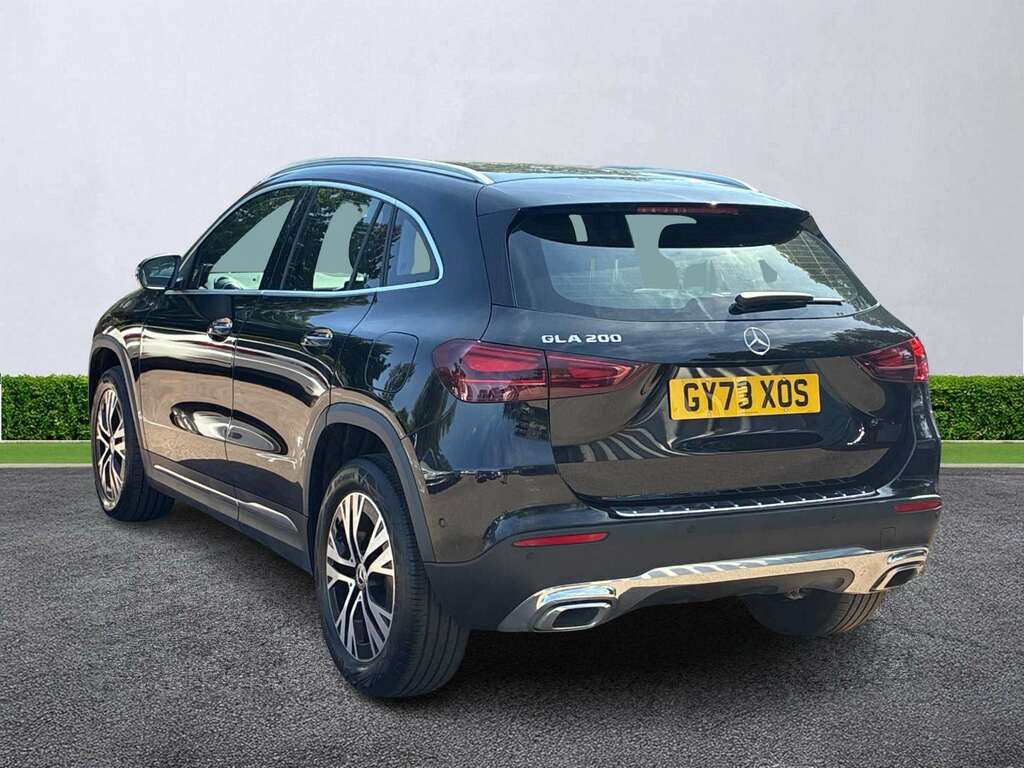 Mercedes-Benz GLA Class Gla 200 Sport Executive GY73XOS Black #2