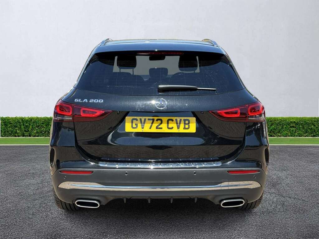 Mercedes-Benz GLA Class Gla 200 Amg Line Premium GV72CVB Black #4