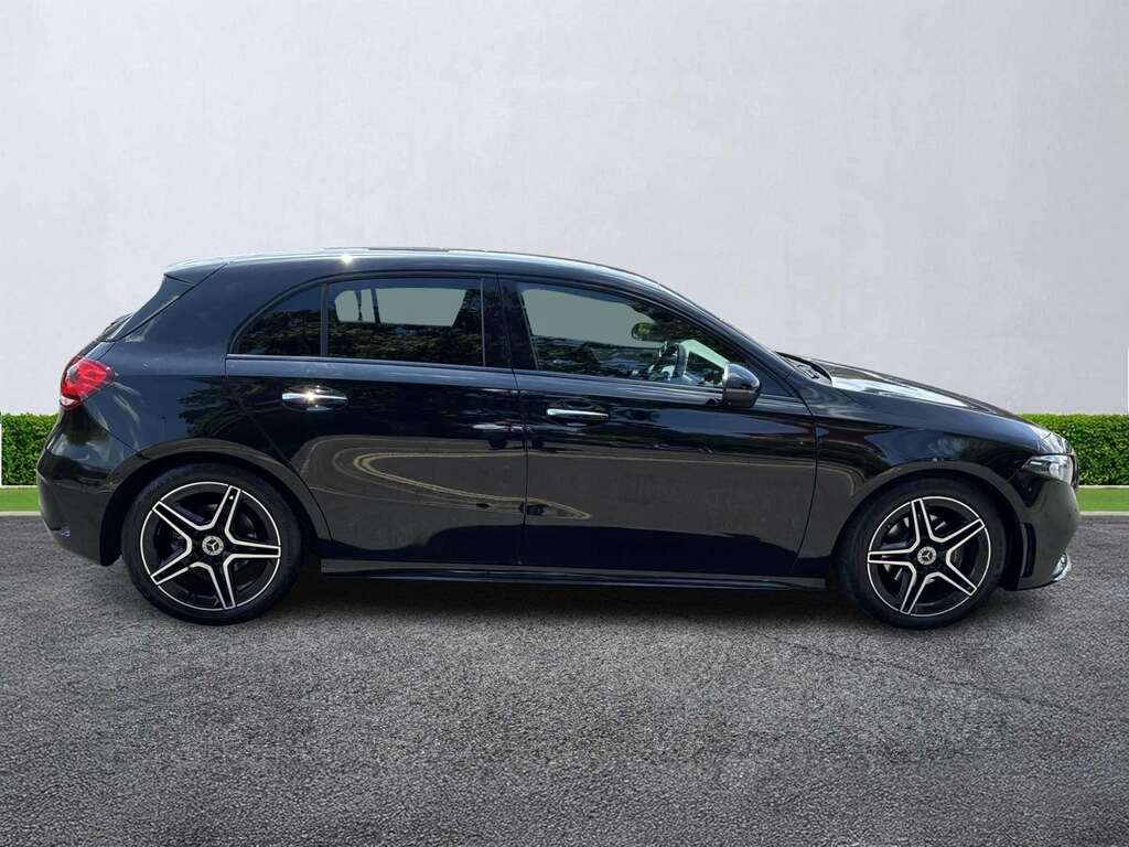Mercedes-Benz A Class A180 Amg Line Premium Black #3