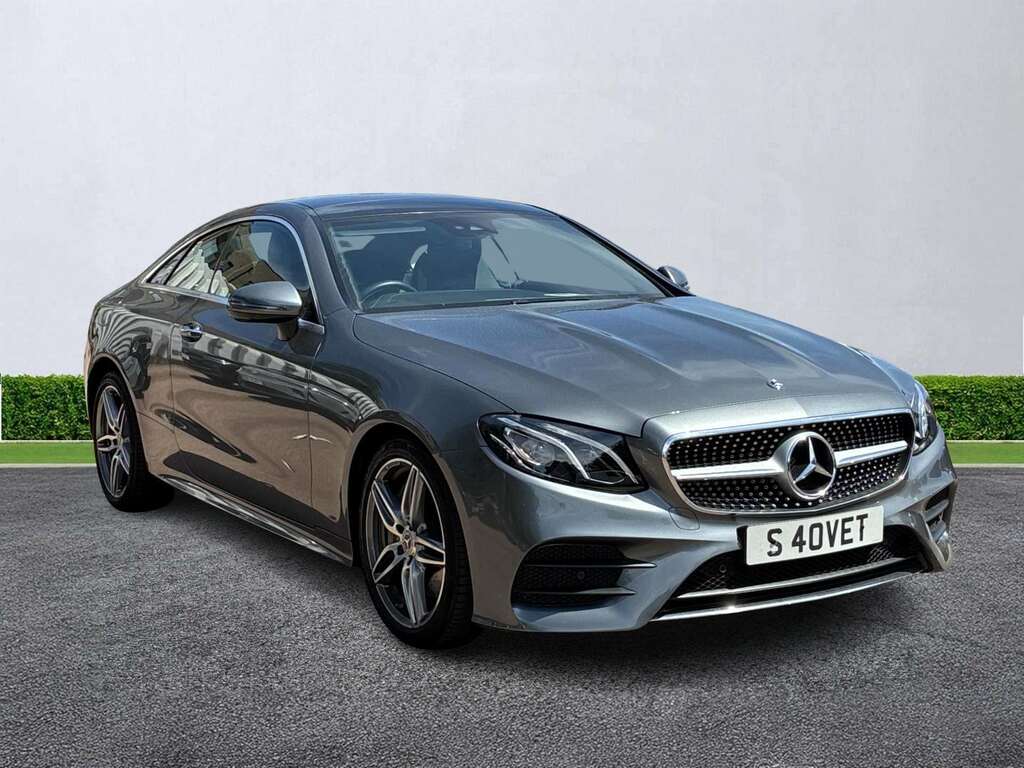 Mercedes-Benz E Class E300 Amg Line Premium 9G-tronic Grey