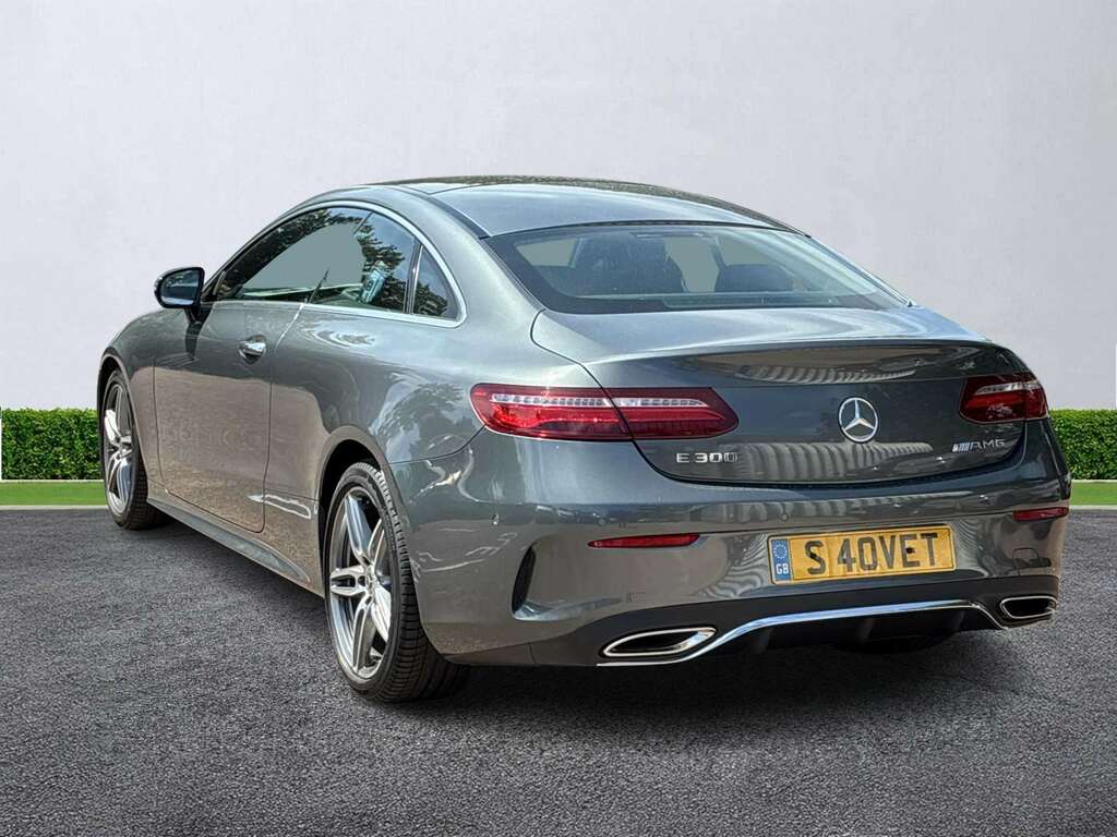 Mercedes-Benz E Class E300 Amg Line Premium 9G-tronic Grey #2