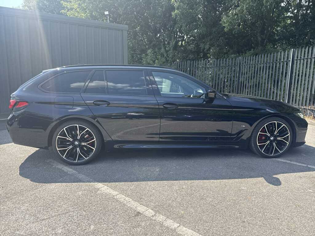 BMW 5 Series 520D Mht M Sport Step YC73RXO Black #3