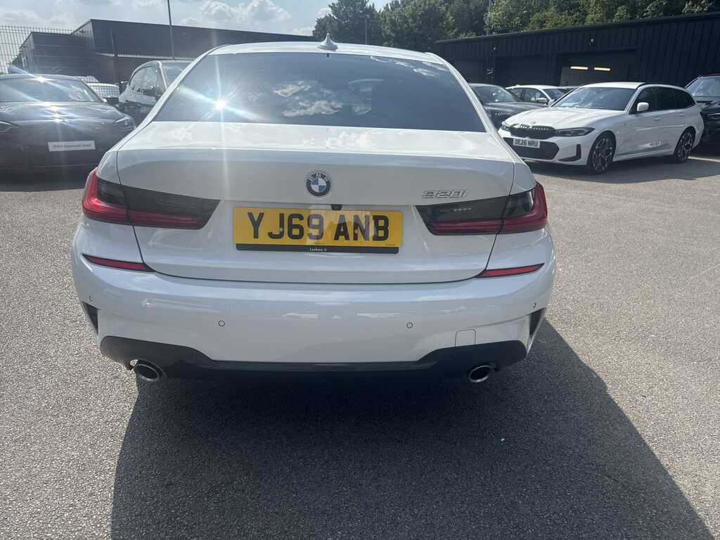 BMW 3 Series 320I M Sport Step YJ69ANB White #4