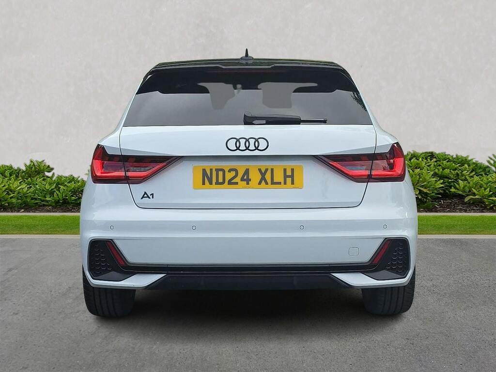 Audi A1 1.0 Tfsi 30 Black Edition Sportback Man ND24XLH White #4