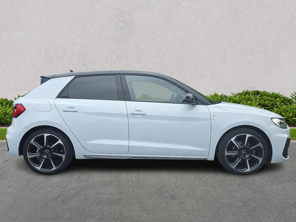 Audi A1 1.0 Tfsi 30 Black Edition Sportback Man ND24XLH White #3