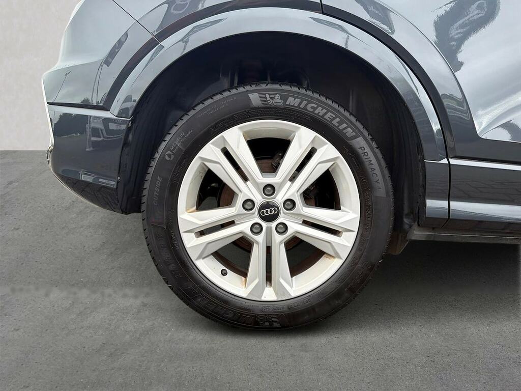 Audi Q2 30 Tfsi Sport SE73PUK Black #6