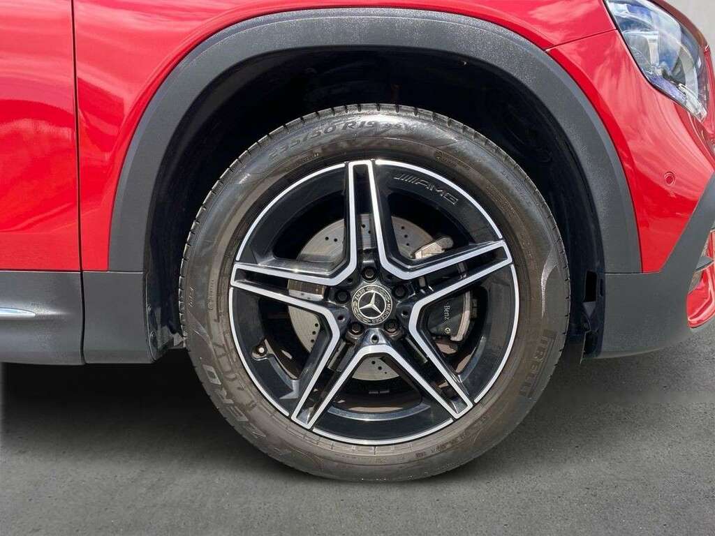Mercedes-Benz GLB Class Glb 200 Amg Line Premium 7G-tronic Red #6