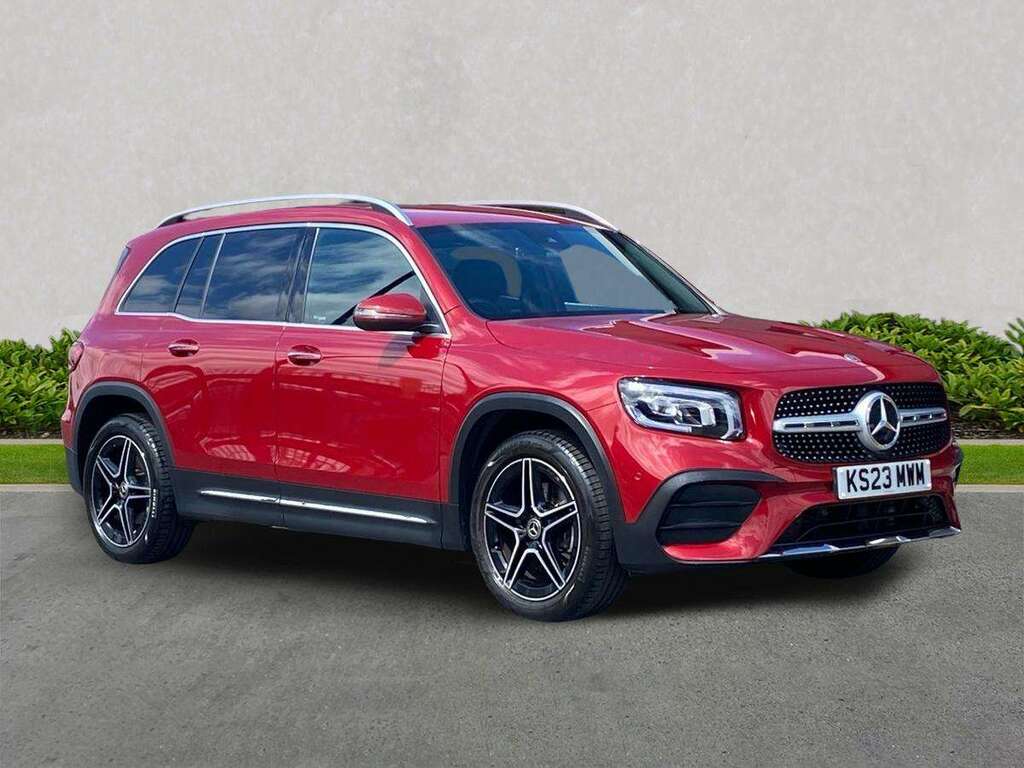 Mercedes-Benz GLB Class Glb 200 Amg Line Premium 7G-tronic Red