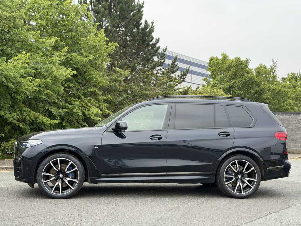 BMW X7 Xdrive40d Mht M Sport Step Black #4