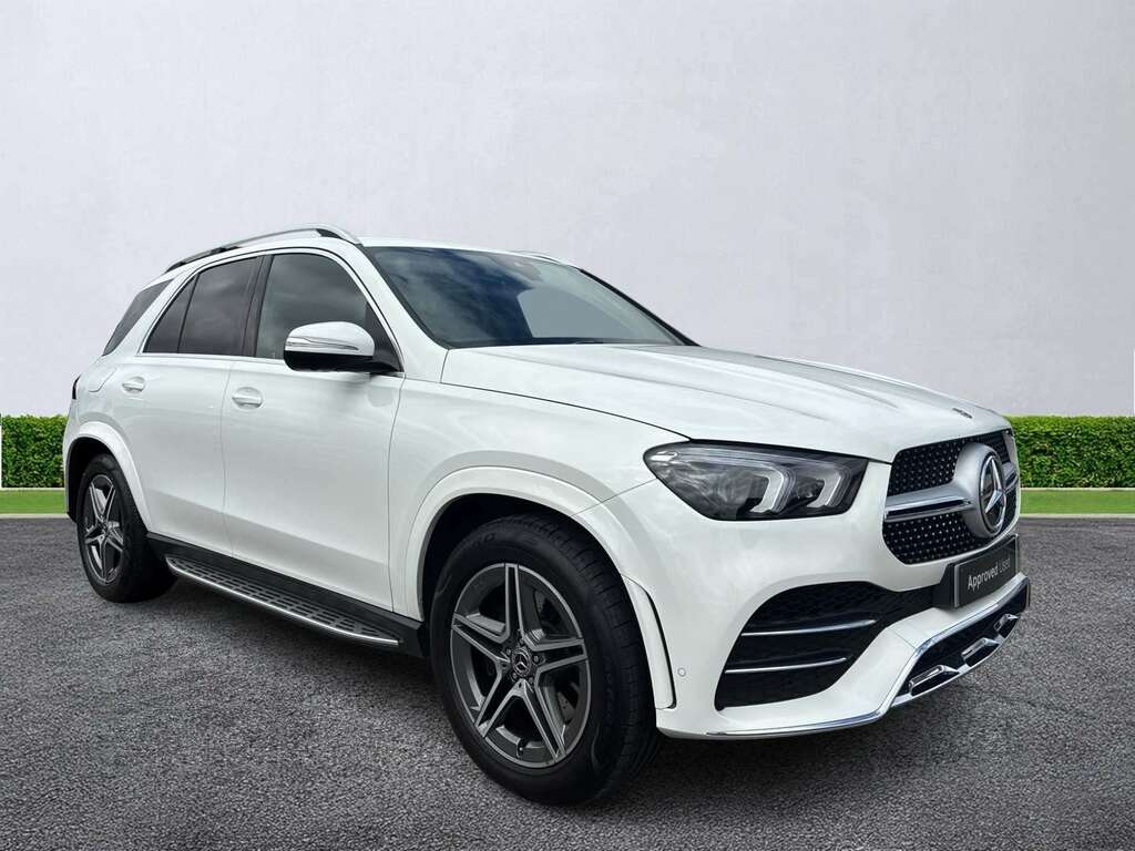 Mercedes-Benz GLE Class Gle 300D 4Matic Amg Line Premium 9G-tronic White