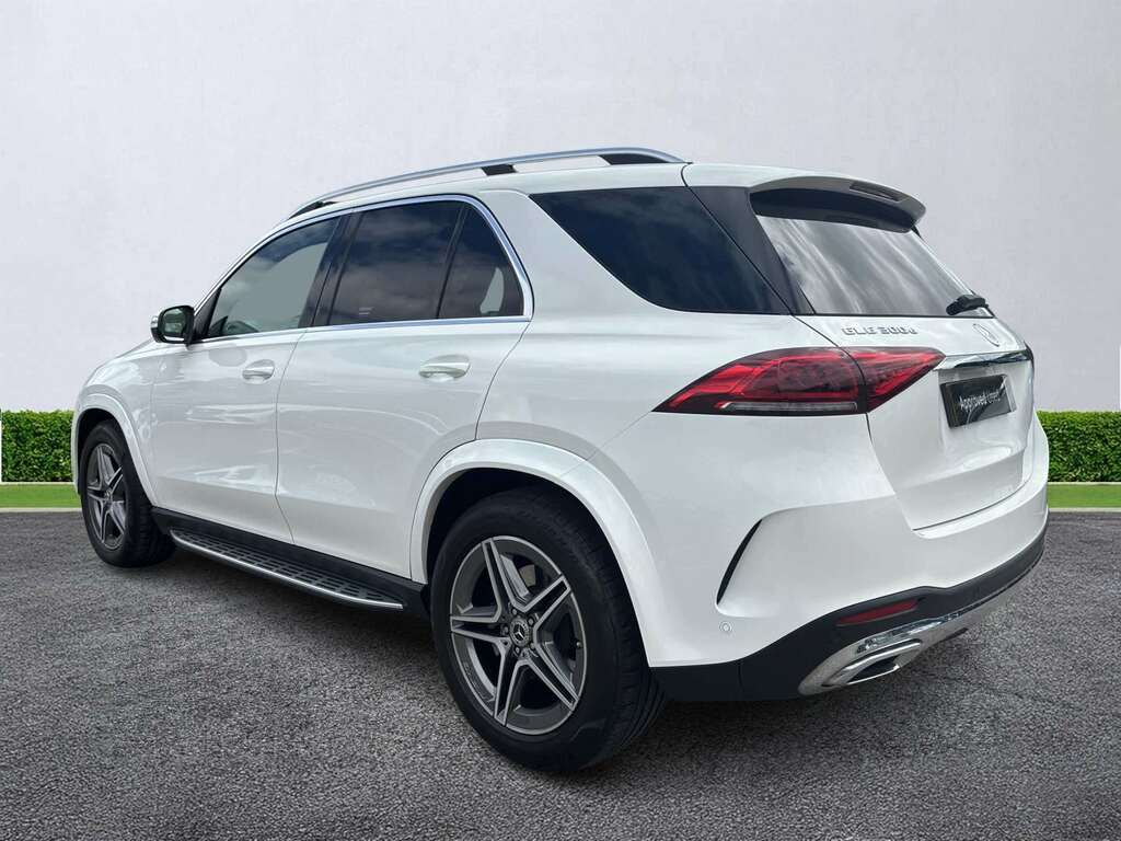Mercedes-Benz GLE Class Gle 300D 4Matic Amg Line Premium 9G-tronic White #2