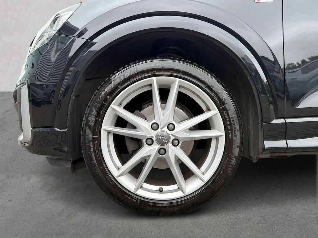 Audi Q2 35 Tfsi S Line SD20MZF Black #6