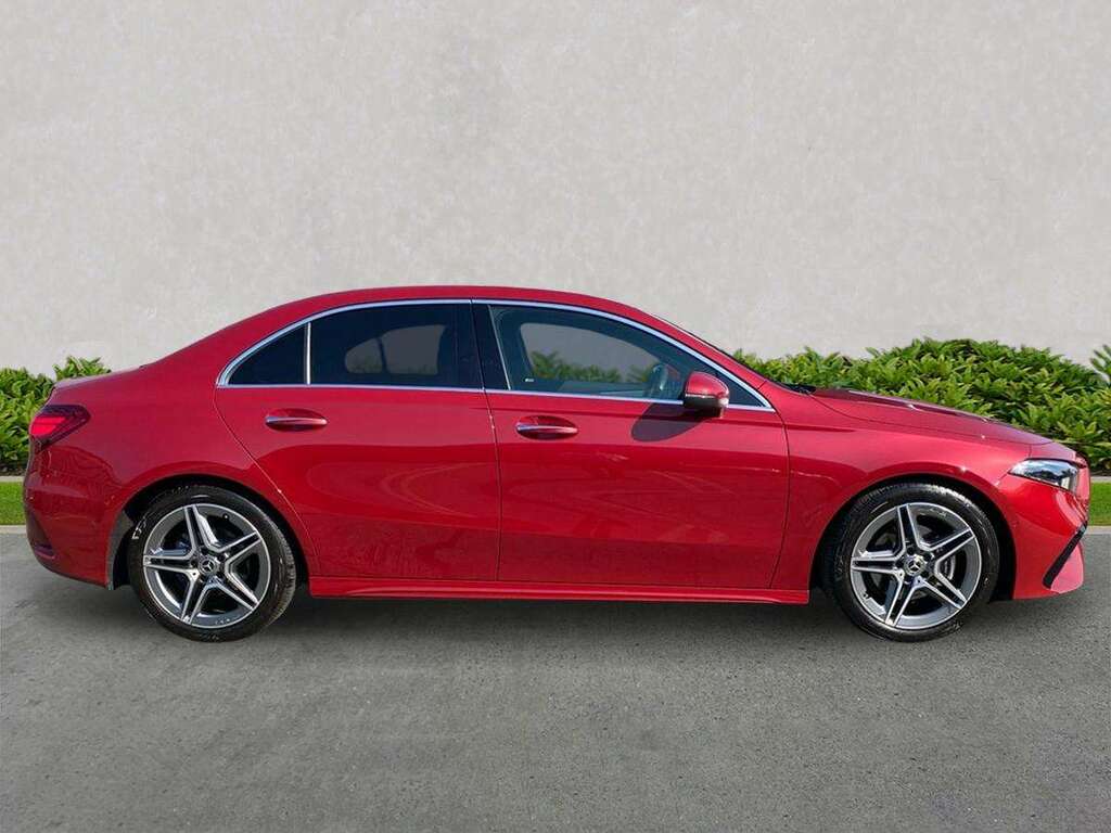 Mercedes-Benz A Class A180 Amg Line Executive YA24DTO Red #3