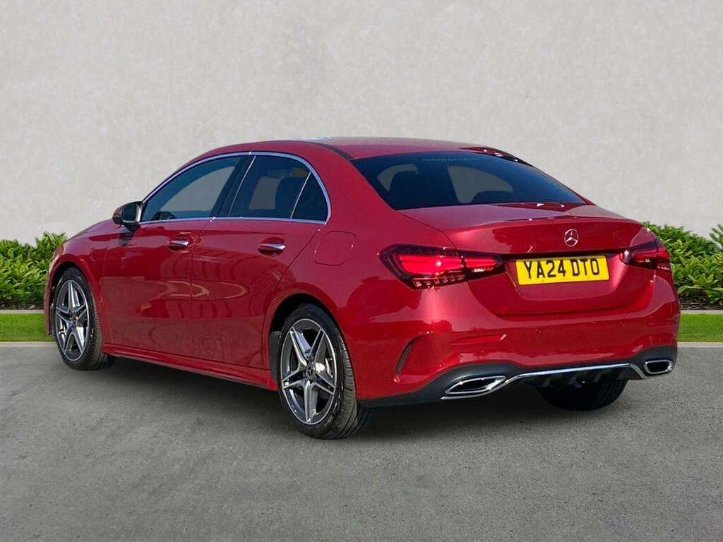 Mercedes-Benz A Class A180 Amg Line Executive YA24DTO Red #2