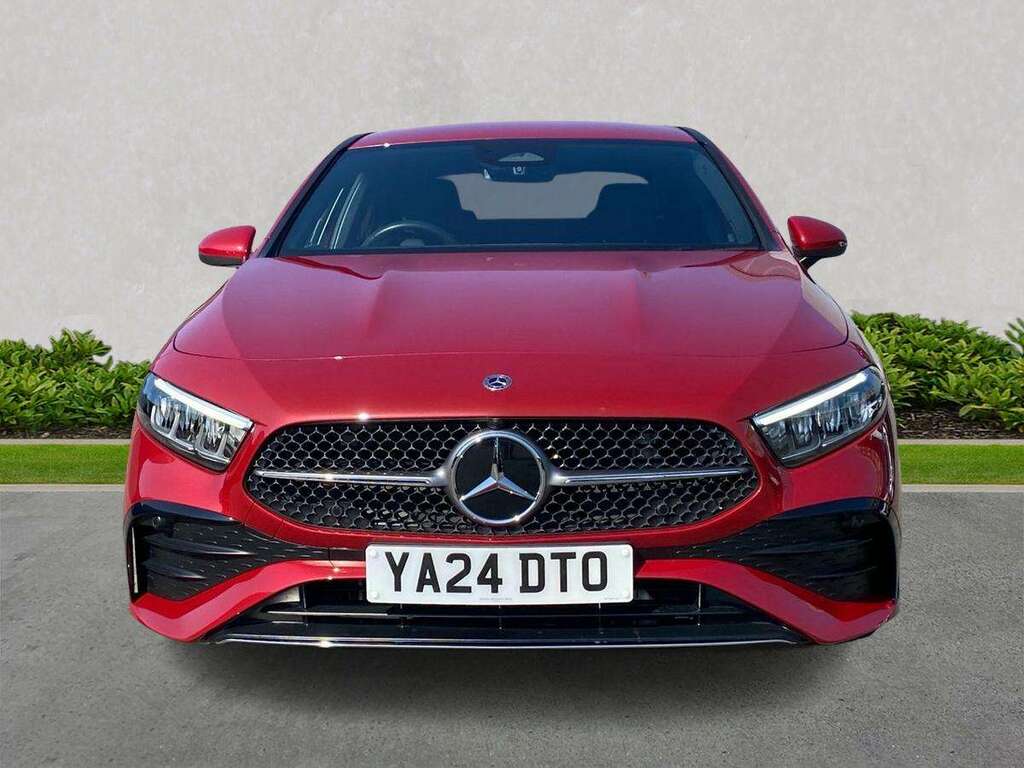 Mercedes-Benz A Class A180 Amg Line Executive YA24DTO Red #5
