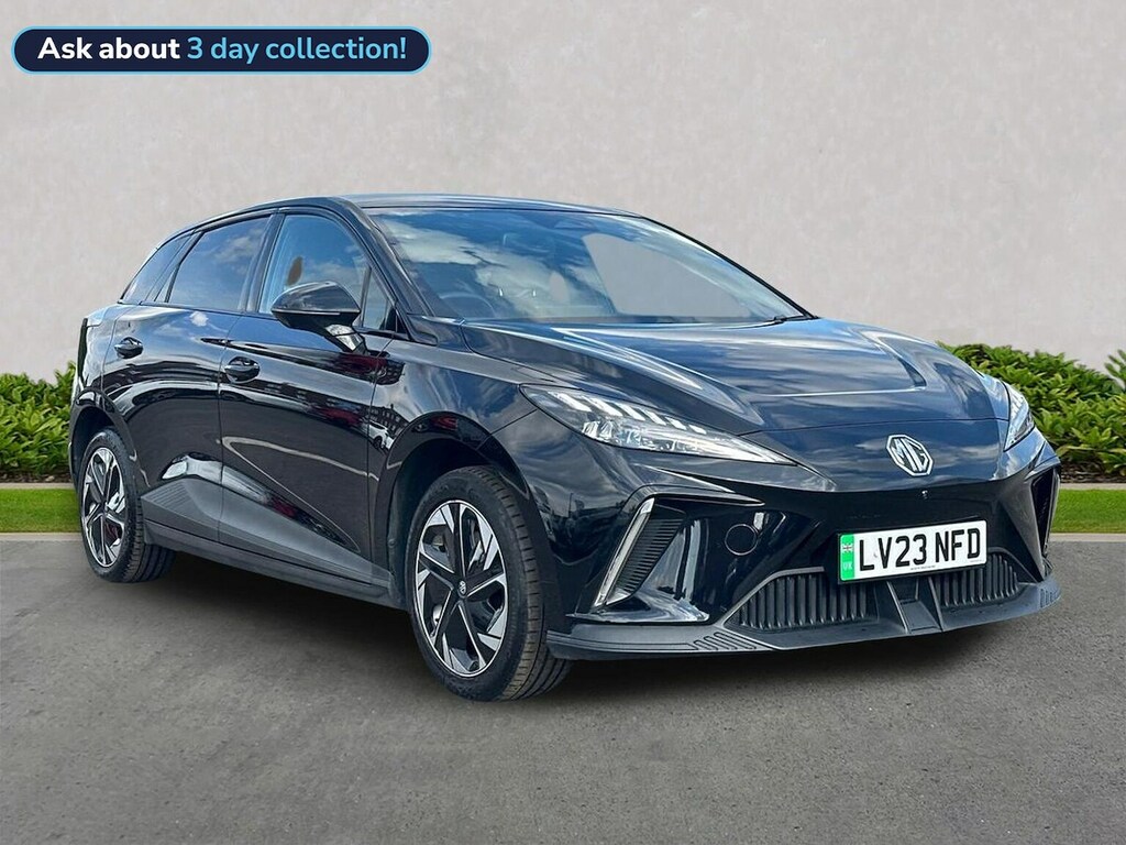 MG MG4 64Kwh Trophy Long Range Hatchback Aut Black