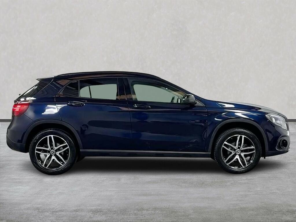 Mercedes-Benz GLA Class 1.6 Gla180 Urban Edition Suv 7G-dct Eur Blue #3