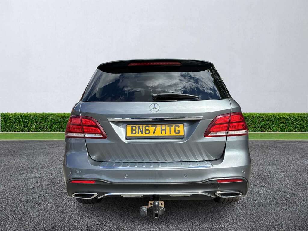 Mercedes-Benz GLE Class Gle 250D 4Matic Amg Line Premium 9G-tronic Grey #4