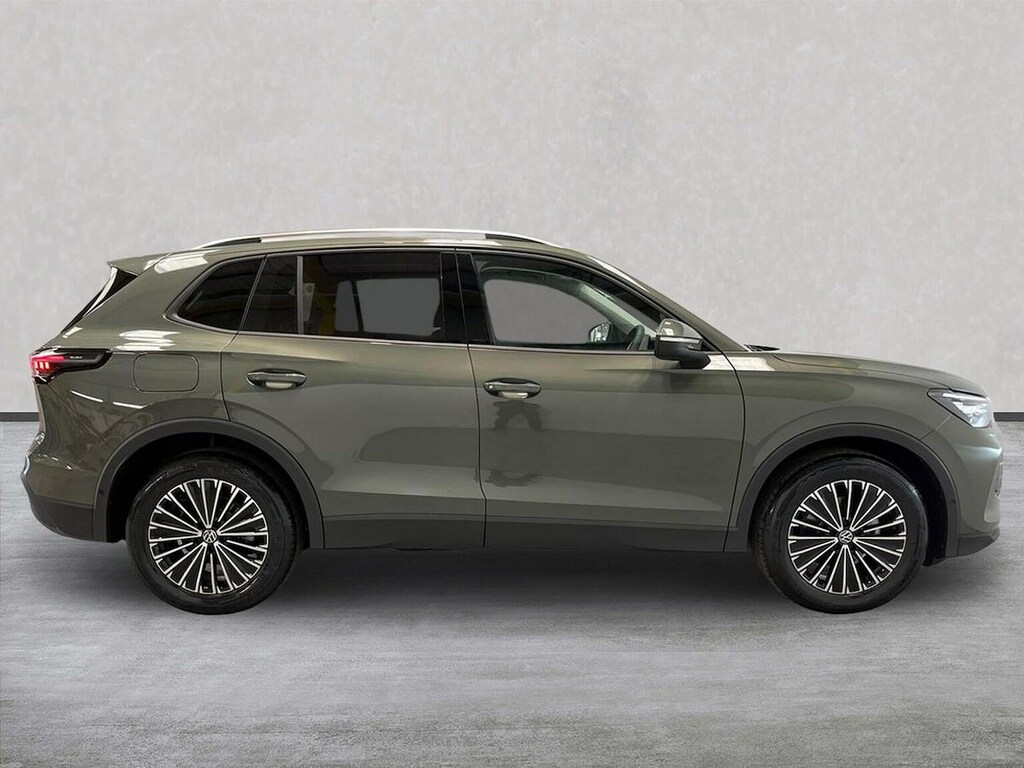 Volkswagen Tiguan 1.5 Etsi 150 Match Dsg PF26YGU Green #3