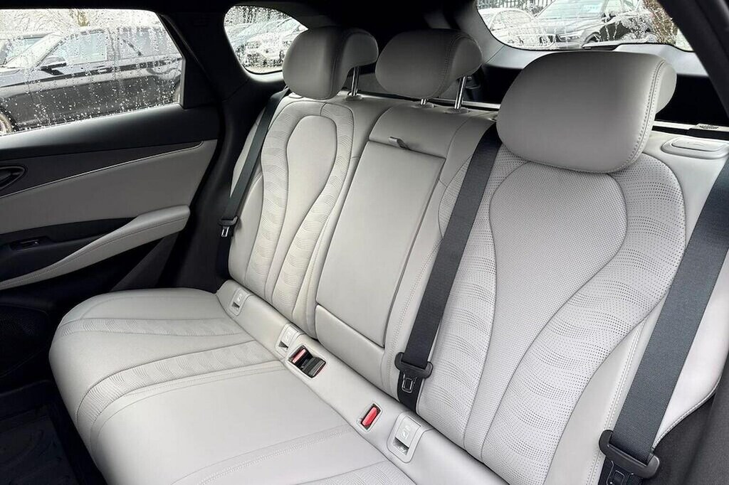 Byd Seal Seal 390Kw Excellence Awd 83Kwh Saloon White #16