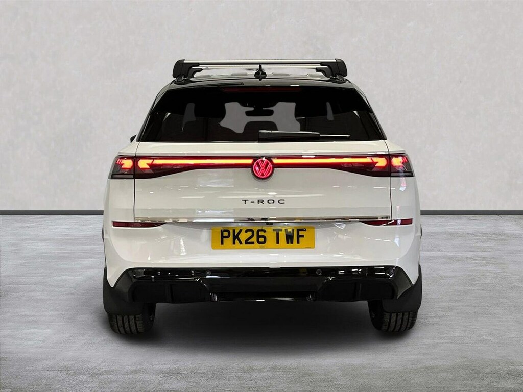 Volkswagen T-Roc 1.5 Tsi R-line Dsg White #4