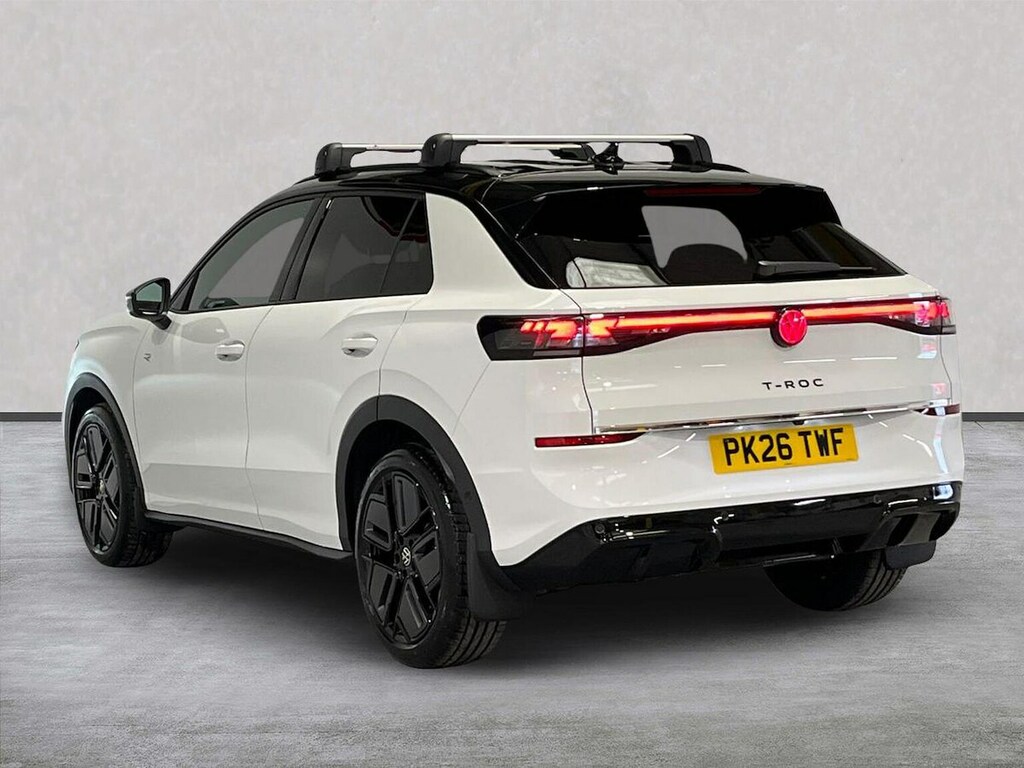 Volkswagen T-Roc 1.5 Tsi R-line Dsg White #2