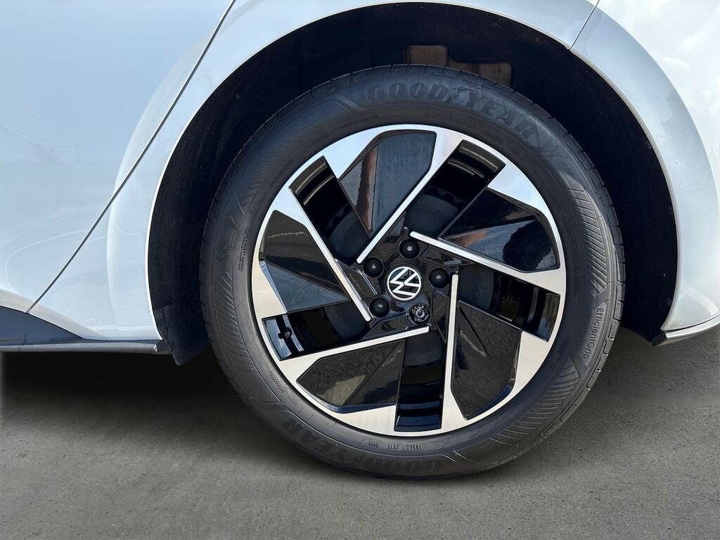 Volkswagen ID.3 Pure 52Kwh Match Hatchback 170 BL75XVM White #5