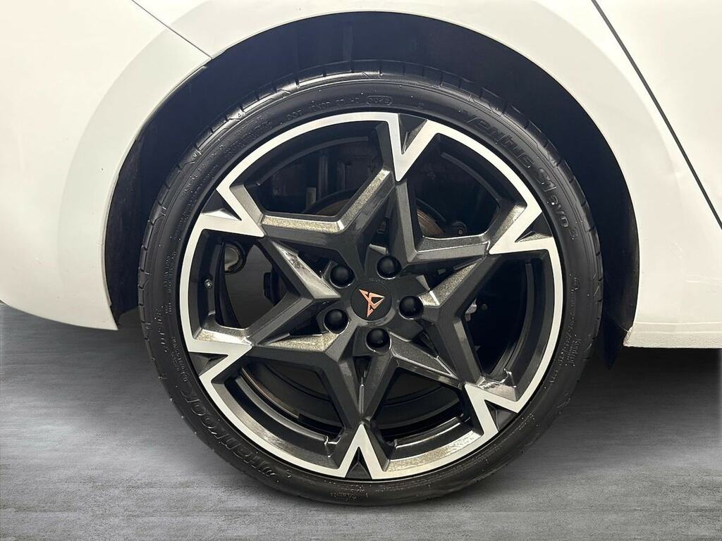 Cupra Leon 1.5 Tsi 150 V2 KY25HPX White #6