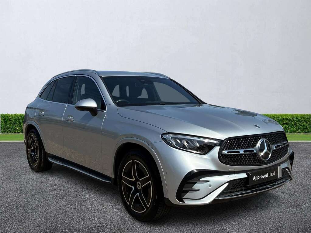 Mercedes-Benz GLC Class Glc 300 4Matic Amg Line 9G-tronic Silver