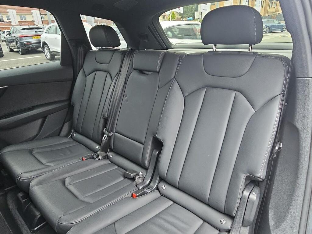 Audi Q7 Audi Estate 55 Tfsi Quattro Black Edition Tipt Blue #16