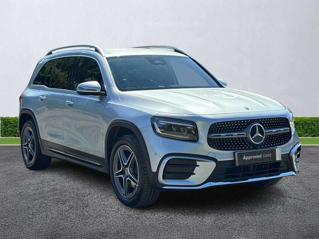Mercedes-Benz GLB Class Glb 200 Amg Line Executive 7G-tronic Silver