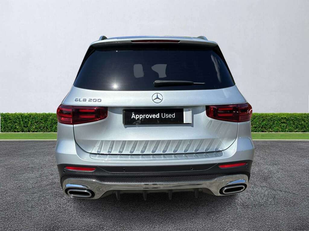 Mercedes-Benz GLB Class Glb 200 Amg Line Executive 7G-tronic Silver #4
