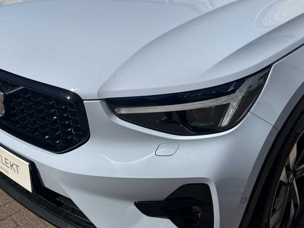 Volvo XC40 2.0 B3p Ultimate Dark YP23LWD Blue #5